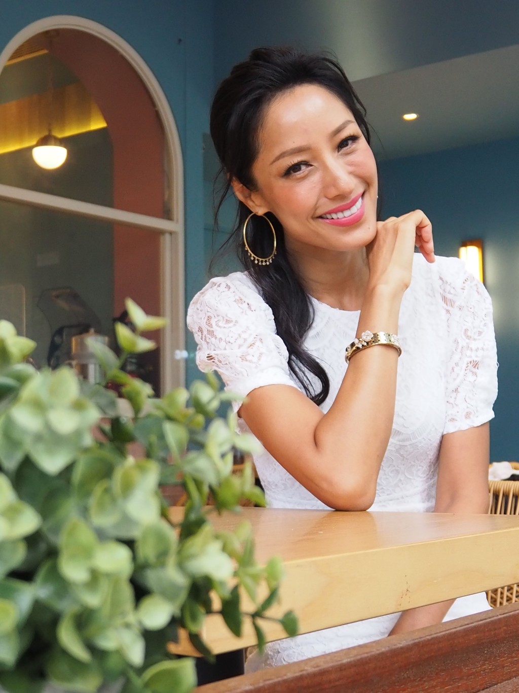 蔣怡笑稱旅遊只為食佳餚及向餐廳偷食譜秘方。