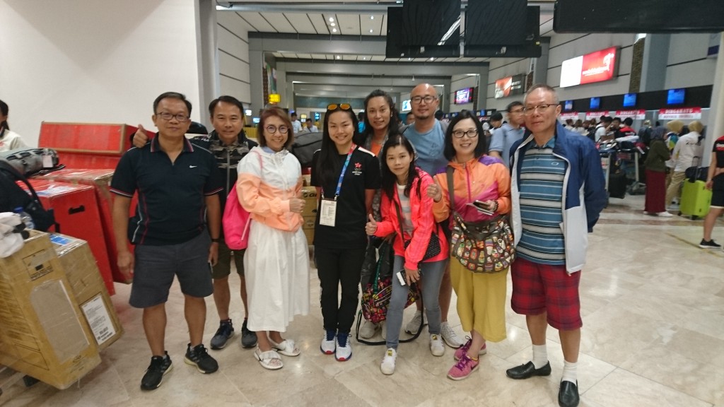 大批香港市民都向Sarah給「like」!