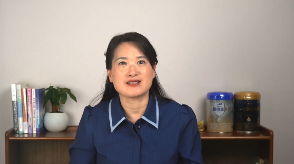 沈奕斐因分析得罪家長，遭瘋狂舉報。抖音