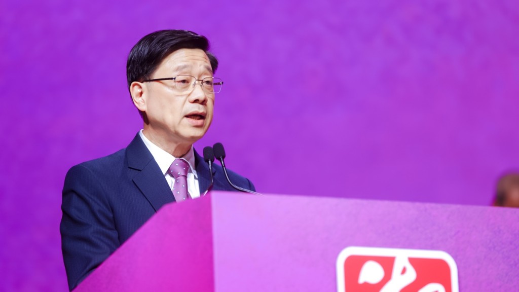 香港潮屬社團總會第十二屆會董就職典禮今晚在會展舉行。 香港潮屬社團總會第十二屆會董就職典禮今晚在會展舉行。 香港潮屬社團總會第十二屆會董就職典禮今晚在會展舉行。
