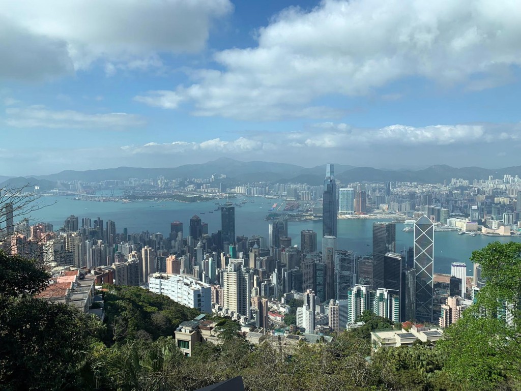 據指，中央聽取本港各方意見後，顧及香港的國際金融中心地位，因而煞停在常委會審議《反外國制裁法》草案。資料圖片