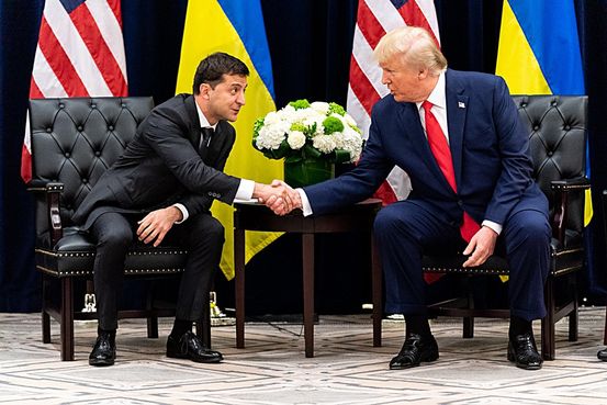 这将是自特朗普离开白宫后，泽连斯基与特朗普首次对话。白宫图片