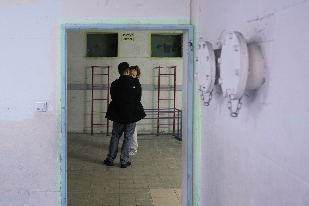 美以向伊朗发动军事行动。美联社