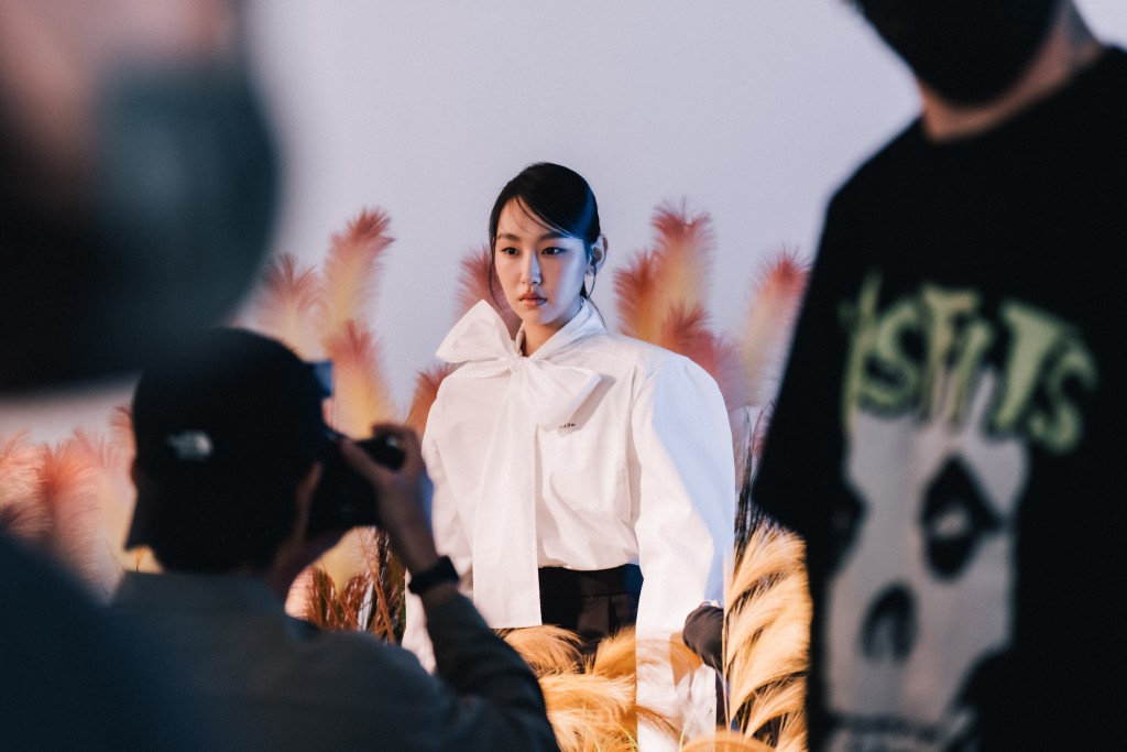 團隊更在現場set了一個人造田實景。