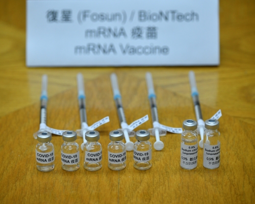 復星及BioNTech疫苗可生產後48小時內運抵本港。資料圖片