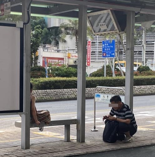 網民：（將軍澳）慧安園，一大一細，小朋友肚餓，要食一碗面。fb「將軍澳主場」截圖