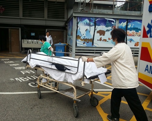 男子油麻地賓館燒炭亡。