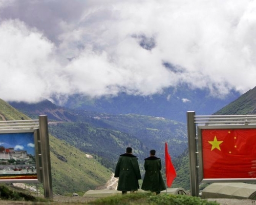 中方近日在邊界修路,遭到印軍阻攔。資料圖片