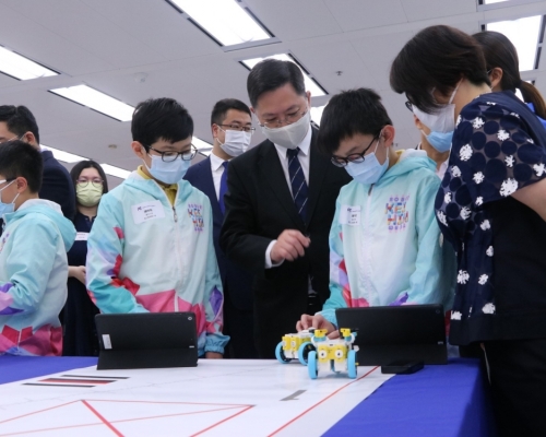 位於科學園的「香港場區」昨開幕。
