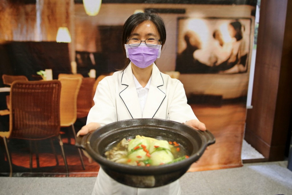 台灣花蓮慈濟醫院營養師徐彰怡表示，這道「當歸生薑養生湯」源自於中醫經典食療方。台灣花蓮慈濟醫院圖片