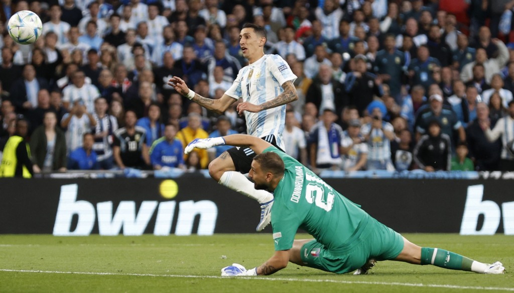 迪馬利亞為阿根廷射成2：0。Reuters