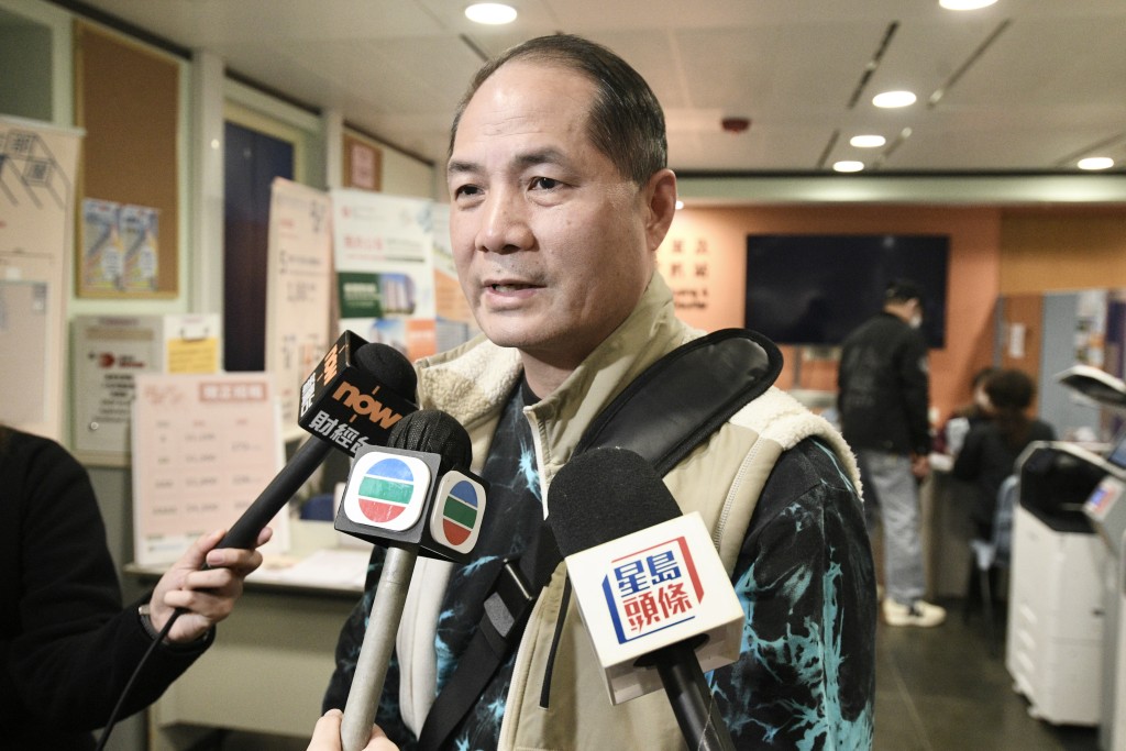 陳先生稱「信心都大」。
