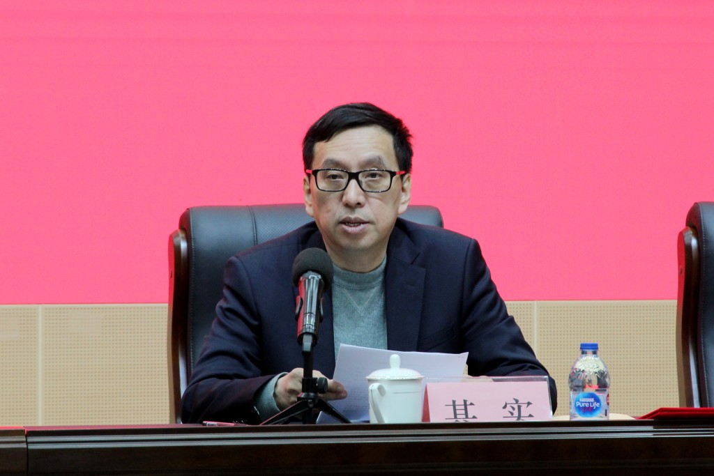 上海摜蛋協會由富豪「其實」當選首任會長。