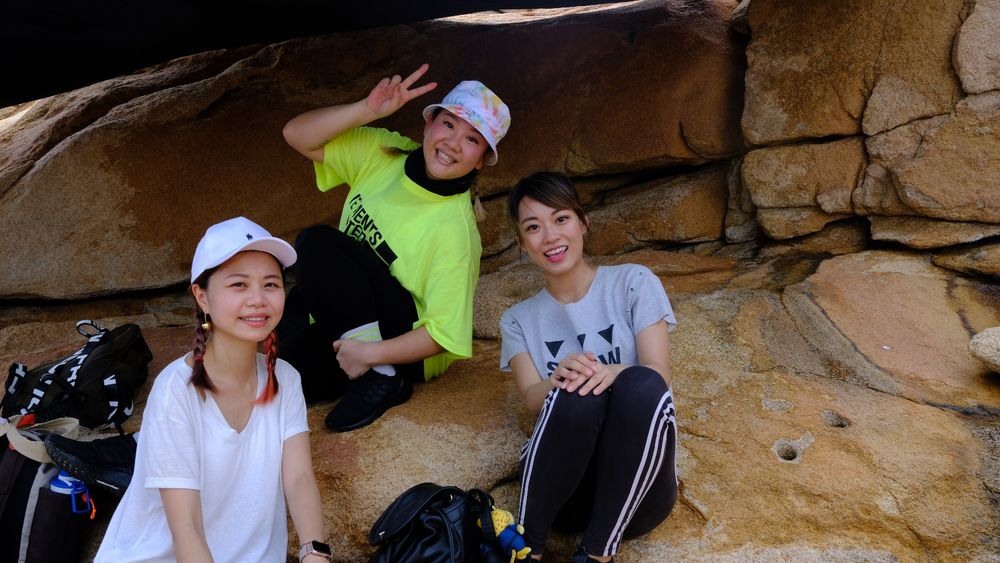 兩名幸運粉絲齊參與十萬訂閱大挑戰。