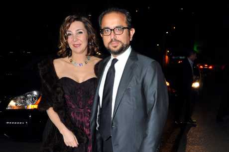 萨班奇与妻子乌斯拉特摄于2012年。美联社