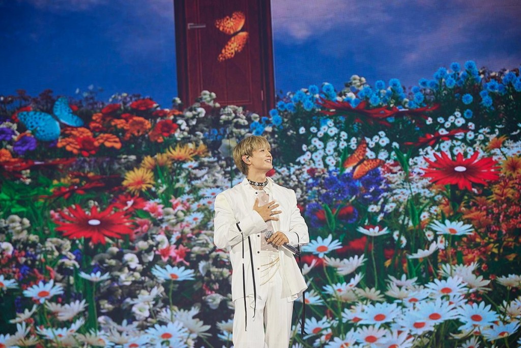 SHINee成員MINHO首次展開個人巡迴演唱會。