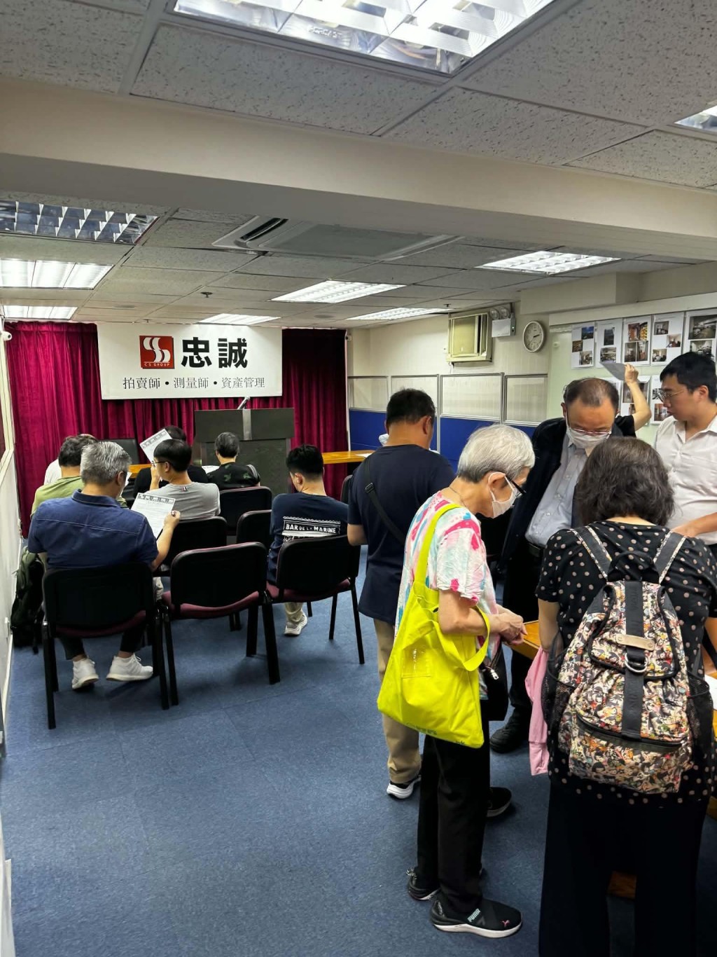 忠诚拍卖行昨日现场情况。 忠诚拍卖行昨日现场情况。