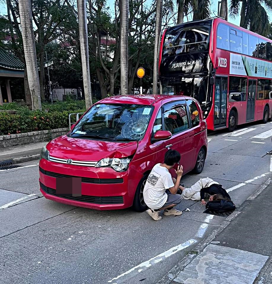 一名男子致電報警。網圖