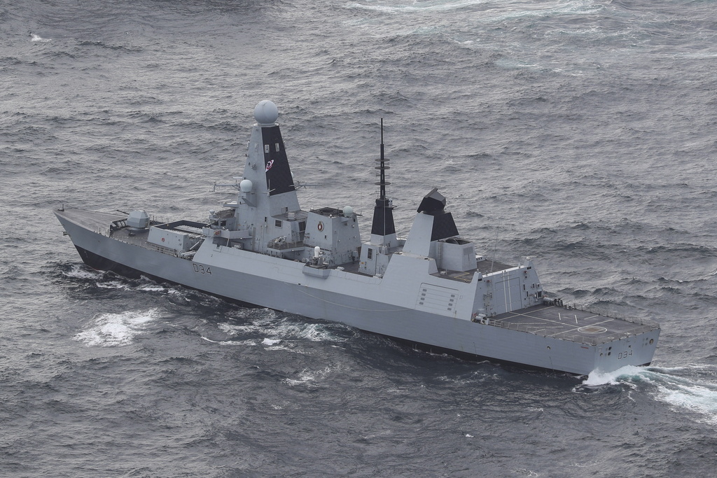 英國海事貿易行動辦公室表示在紅海目擊到無人機和飛彈。美聯社資料圖片