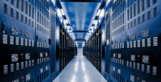 万国数据在柔佛州建立数据中心，致力于让客户「一点接入，全球一致体验」，其他数据中心亦正积极发展东盟市场。