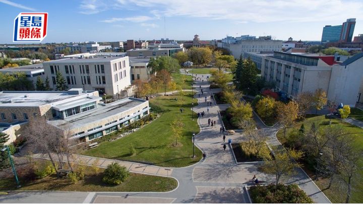加拿大的大學同樣為4年制，主要入學期為9月。