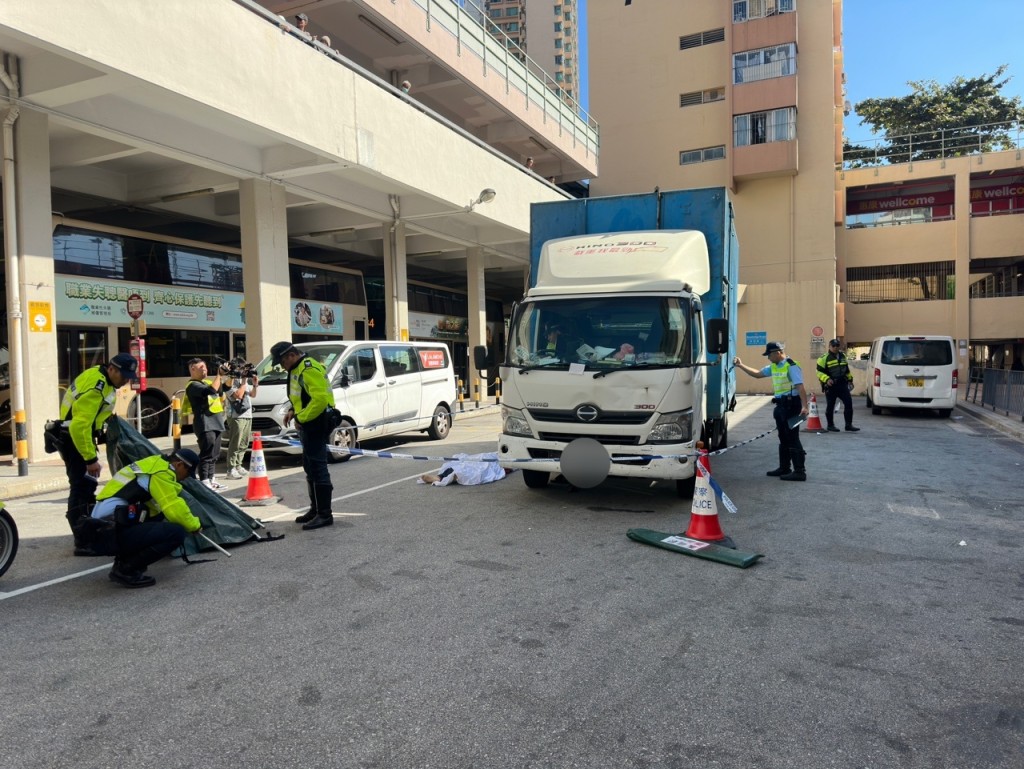 貨車撞斃男子。梁國峰攝