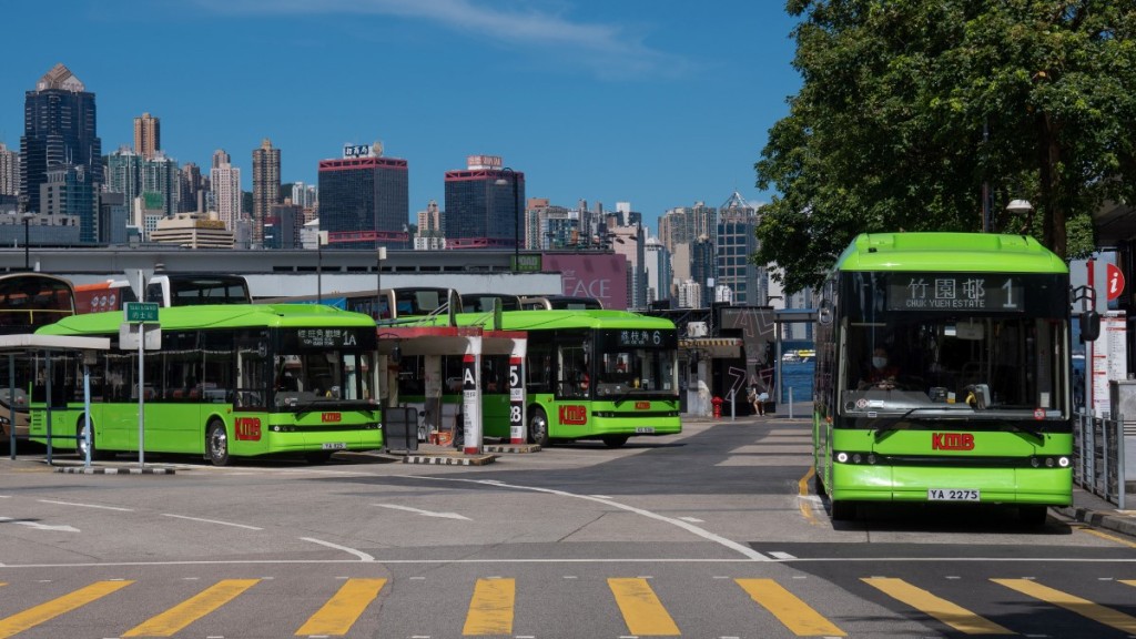 九巴的新一代電巴目前正行走6條市區路線。九巴圖片
