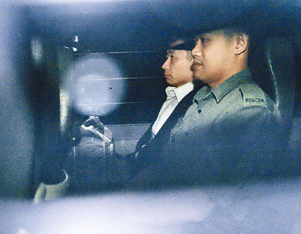 證券公司前董事陳文深被判囚9年半。 