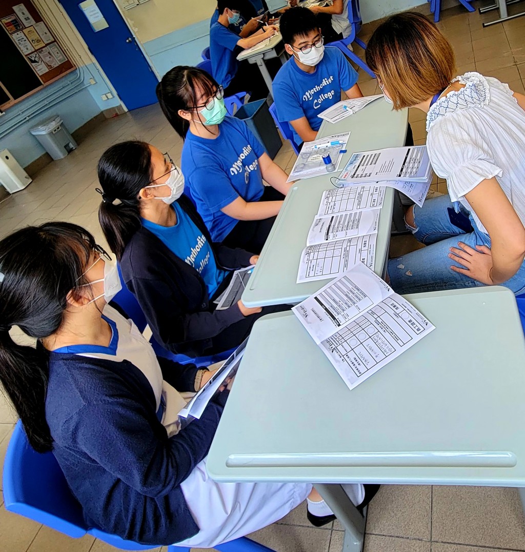 中五的模擬放榜工作坊。 中五的模擬放榜工作坊。