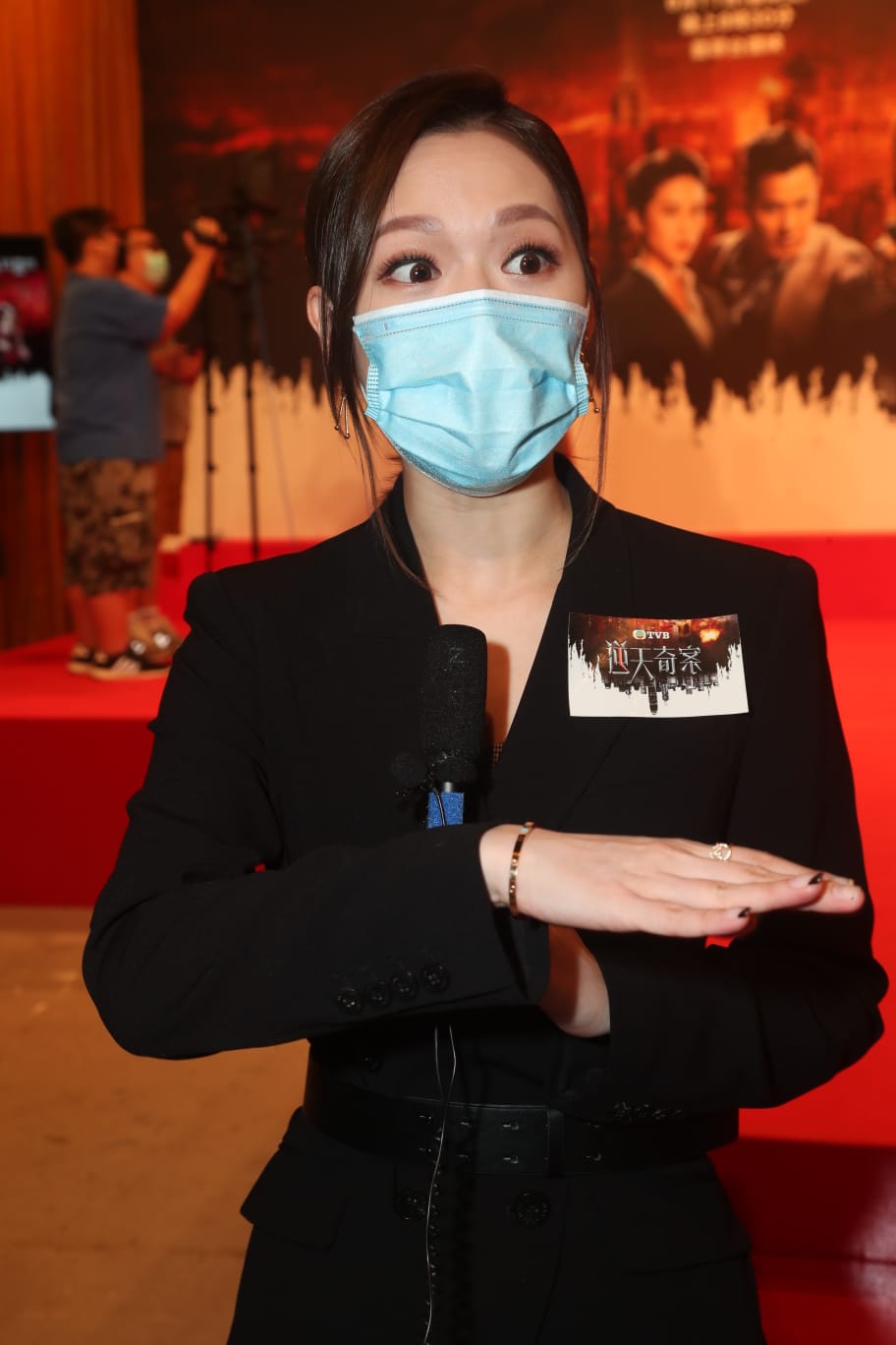 現時吃素的盈盈稱會繼續支持環保,但改為打包生果、菜及麵包。