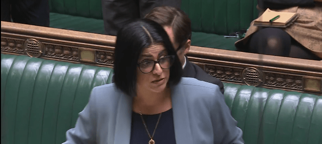 英國內政大臣馬曼婷公布被形容為「現代以來最重大改革」的非法移民及庇護制度方案。英國會直播截圖