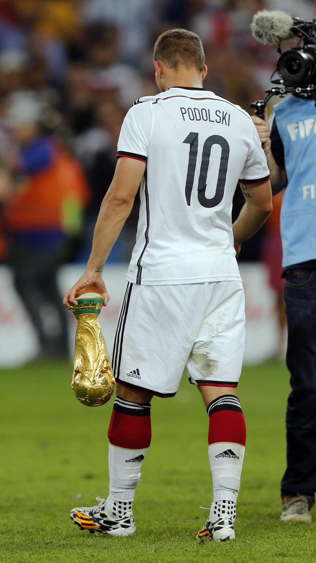 普多斯基是2014世界杯德国冠军成员。AP