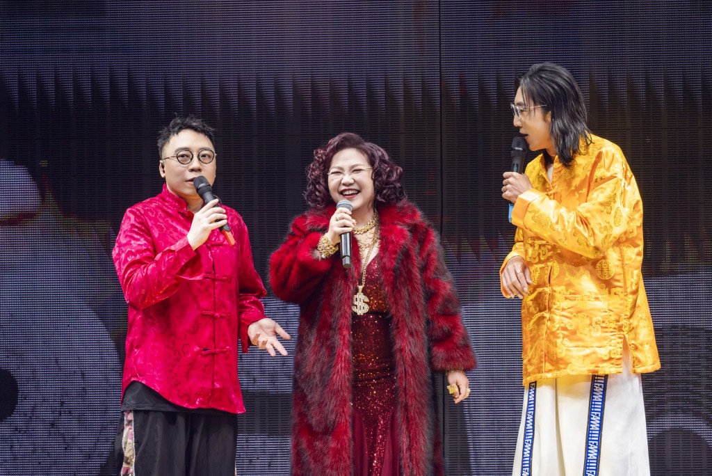 今年十月農夫聯同張繼聰舉辦「人夫演唱會」都預埋麥玲玲。 今年十月農夫聯同張繼聰舉辦「人夫演唱會」都預埋麥玲玲。