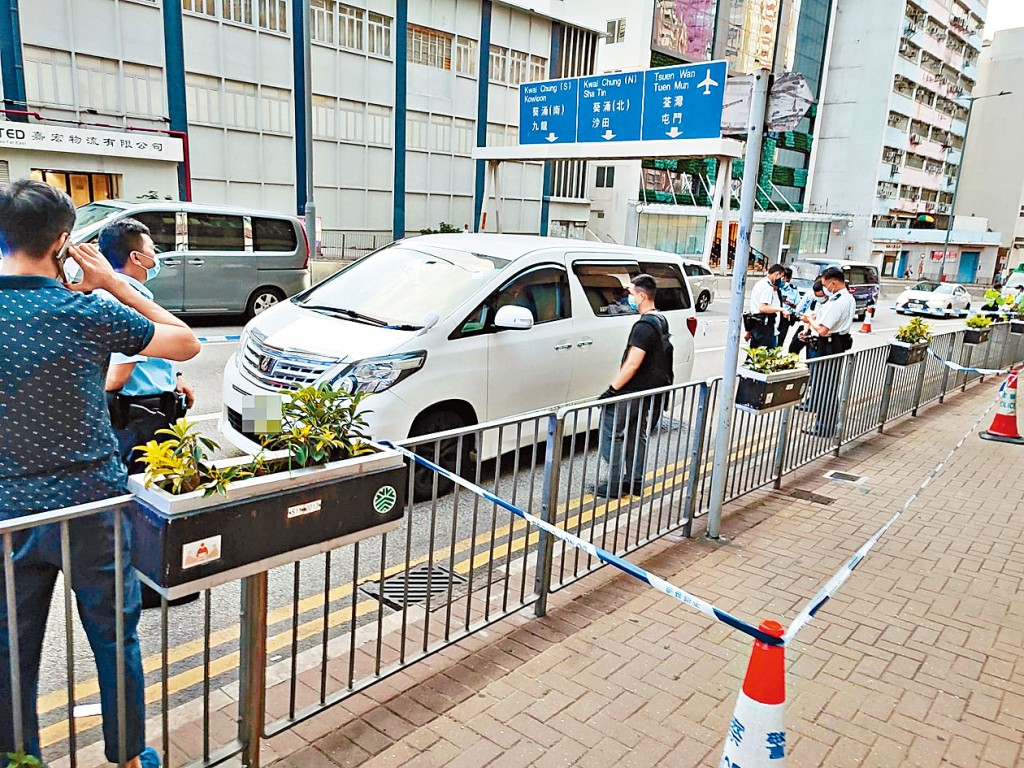 賊車疑行錯路，遭警方捷進行動截獲。