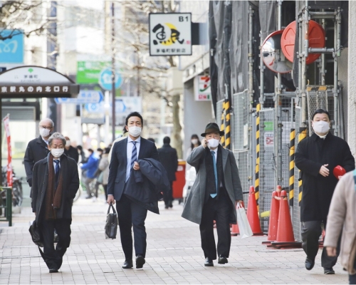 日本下周中起為民眾接種疫苗。AP