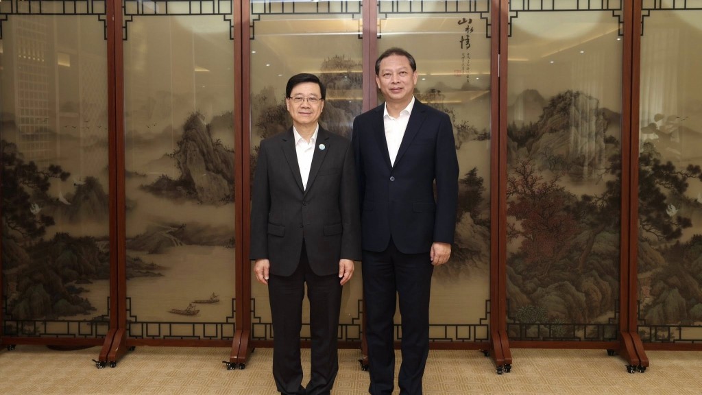 博鰲亞洲論壇｜李家超晤海口市委書記范少軍 倡港瓊「雙港聯動」服務國家高水平對外開放