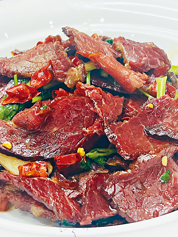 安化臘牛肉,比炒小黃牛更惹味。