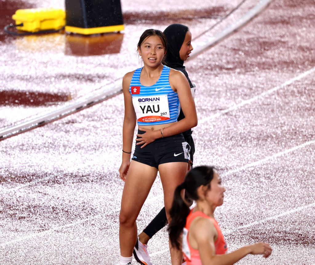 邱蒨庭于女子200米初赛第二组,跑出24秒32排小组第七名。徐嘉华摄 邱蒨庭于女子200米初赛第二组,跑出24秒32排小组第七名。徐嘉华摄