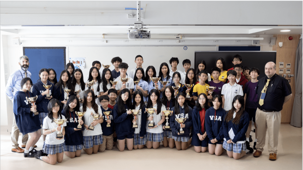 第4年参加「星岛全港校际辩论比赛」（英文组）的沪江维多利亚学校，成绩一年比一年进步，去年在第三回合止步，今年更成功晋身八强。(图片由学校提供)