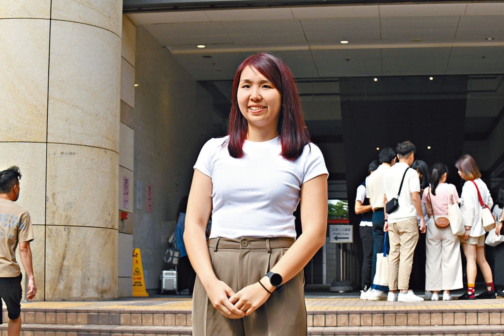 港大學生會前會長孫曉嵐承認暴動罪。