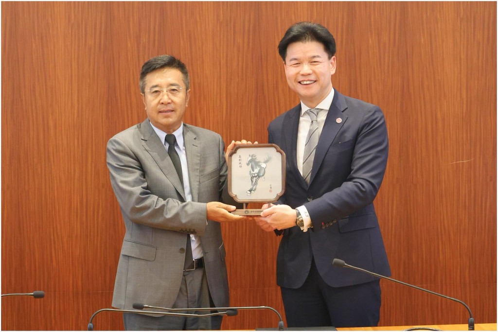 全國律協涉外律師香港培訓班周一（29日） 到訪律師會。