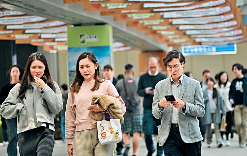 据悉《预算案》已预留为公务员加薪款项作准备，但最终是否加薪，须按机制决定。