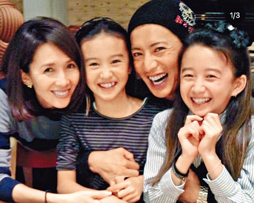 ■木村拓哉49歲生日，女兒公開全家福送上祝賀。