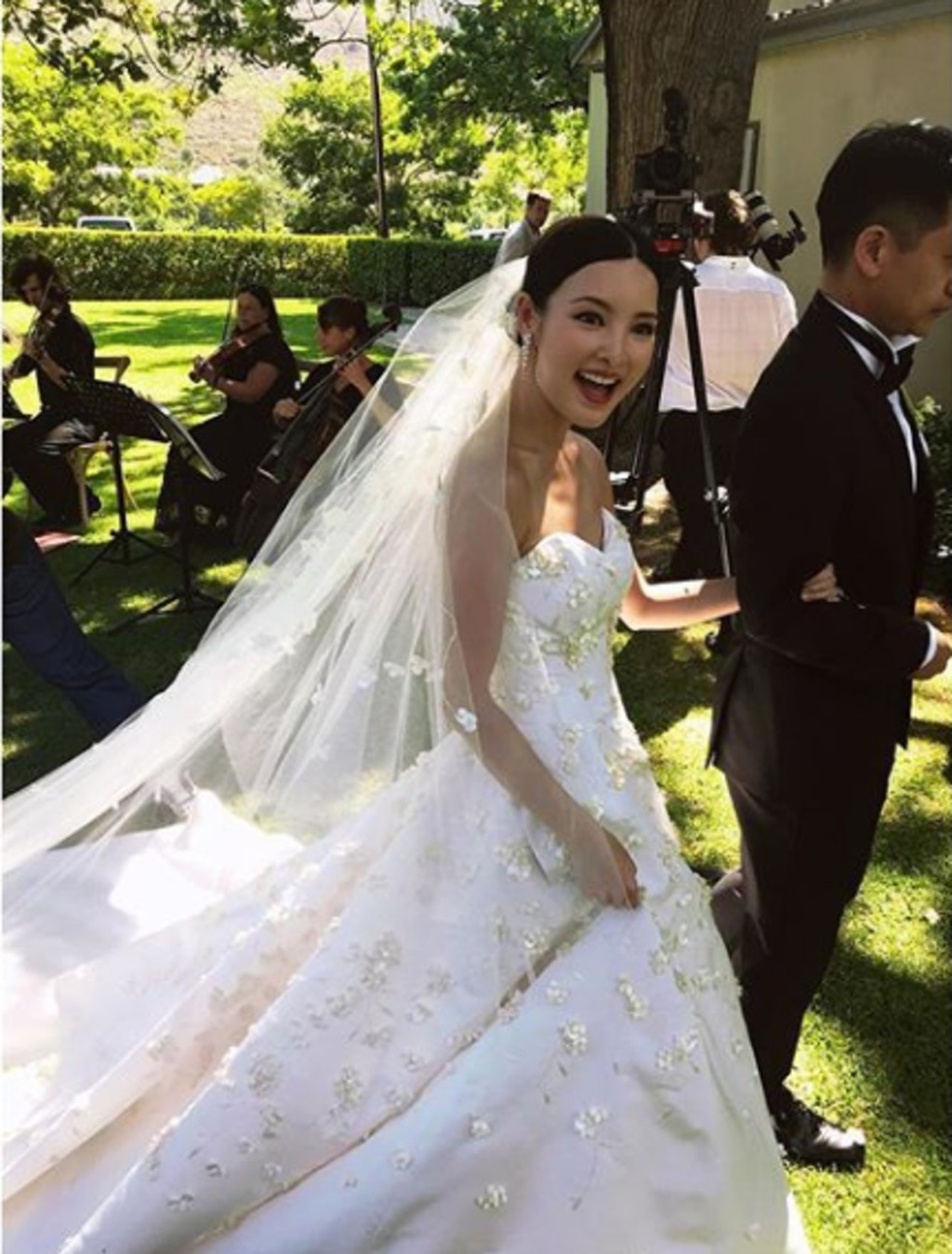 陳曉丹在南非結婚,林恬兒和老公都有出席。 陳曉丹在南非結婚,林恬兒和老公都有出席。