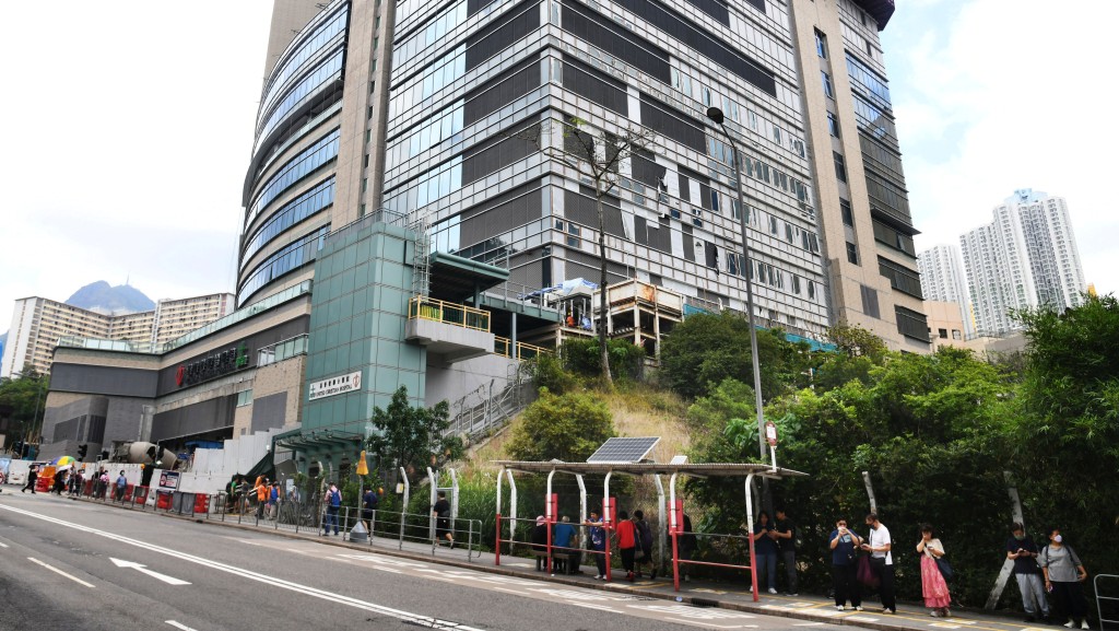 油塘58歲菲傭突暈倒 送院不治。資料圖片