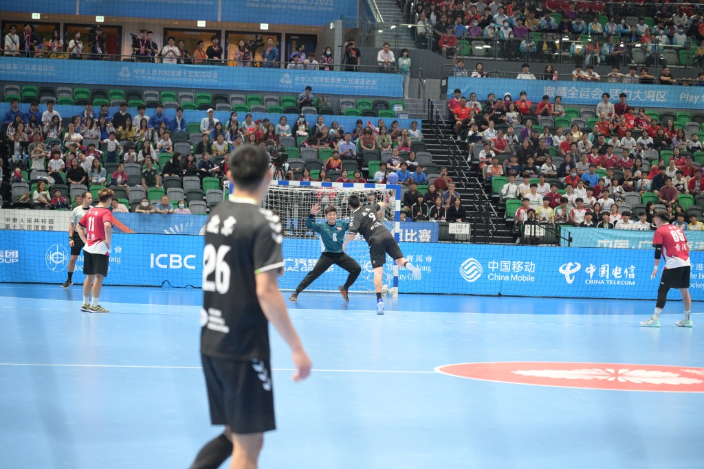 男子手球銅牌賽，港隊不敵北京隊。何君健攝