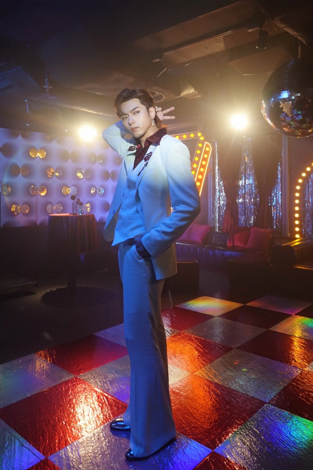  193新歌《I Just WannaDance》加入「人馬座」元素，自由自在。