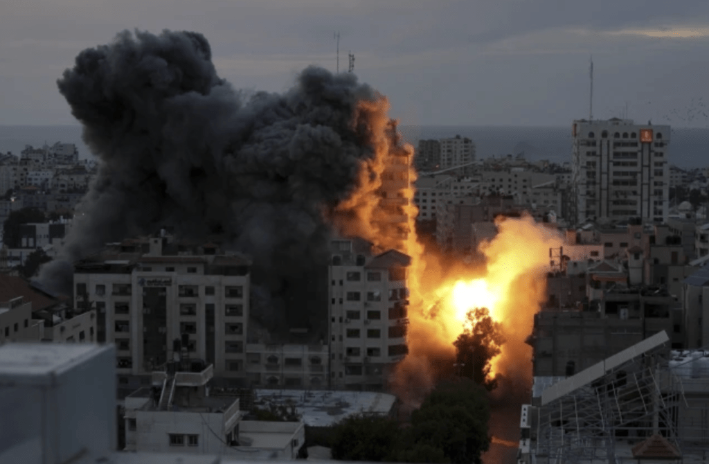 哈馬斯7日突襲以色列，其後遭以色列大規模報復突襲，觸發今次衝突。