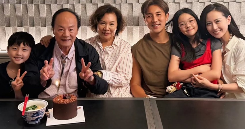 狄龍早前獲家人慶祝80歲大壽，孫仔譚杺極似爺爺，全程窩心黐實。
