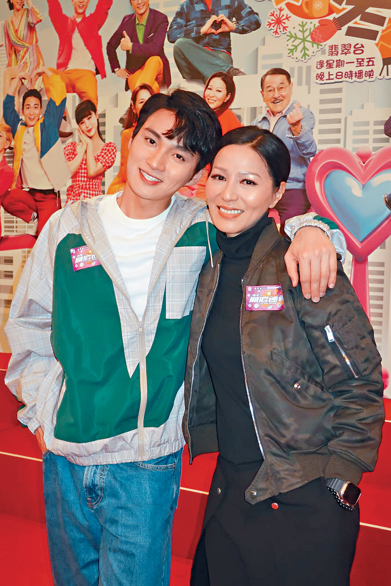 滕麗名和周嘉洛昨日齊出席《愛．回家》宣傳活動。